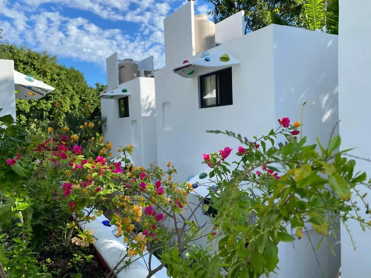 *** Otel Maison Bacalar Meksika